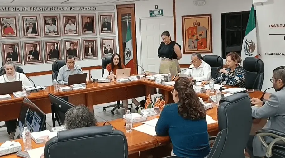 Designan Consejeros electorales a Xavier Maldonado como titular del área jurídica del IEPCT