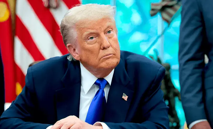 Trump formaliza demanda contra la BBC por difamaci&oacute;n en un documental