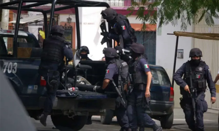 Aseguran a 9 hombres y 2 mujeres, integrantes de una red de extorsionadores en Guanajuato