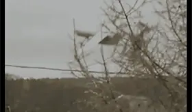 Avi&oacute;n militar ruso se parte en dos en pleno vuelo; hay 7 muertos