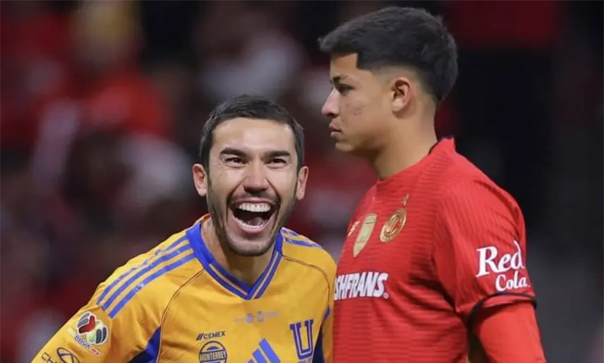 Juan Pablo Vigón, suspendido dos partidos tras final del Apertura 2025