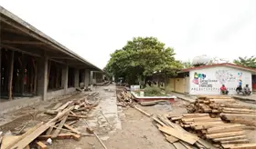 Avance del 80% en reconstrucci&oacute;n de secundaria federal en Centla, reporta Sotop