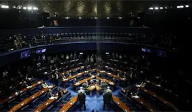 Congreso de Brasil aprueba ley para reducir pena de Bolsonaro