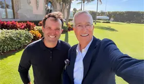 Salinas Pliego viaja a cena navide&ntilde;a con Trump en La Casa Blanca