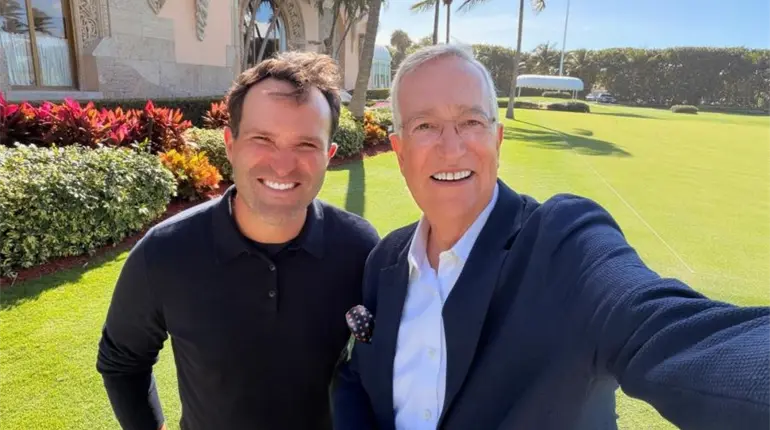 Salinas Pliego viaja a cena navide&ntilde;a con Trump en La Casa Blanca