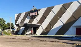 Balean e incendian casino Grand Circus en Culiac&aacute;n; no hay lesionados