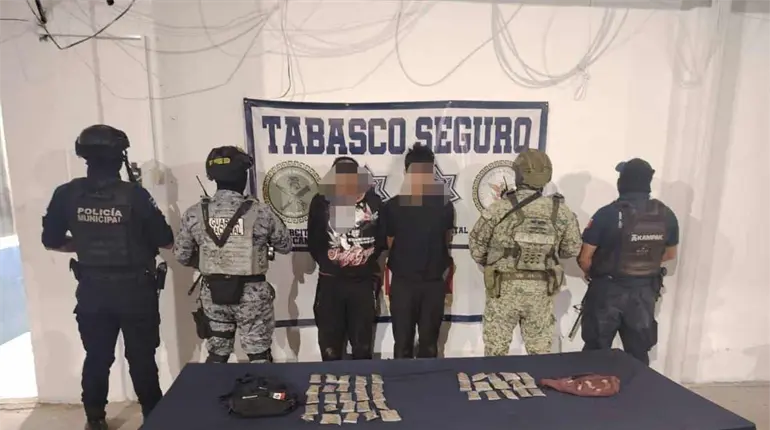 Capturan en Comalcalco a 4 presuntos narcomenudistas; uno es de Puebla