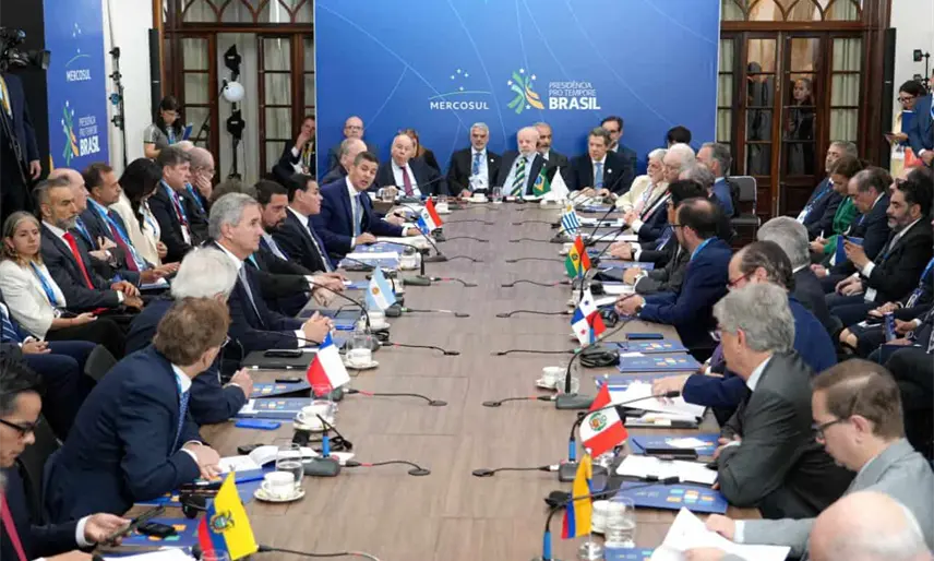 Lula y Milei "chocan" en cumbre Mercosur por presión de Trump a Venezuela