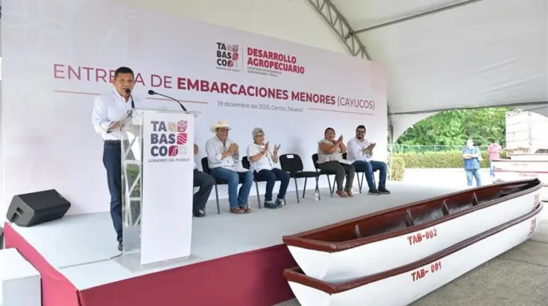 Anuncia May una mayor inversi&oacute;n en 2026 para la f&aacute;brica de cayucos en el Cecarem