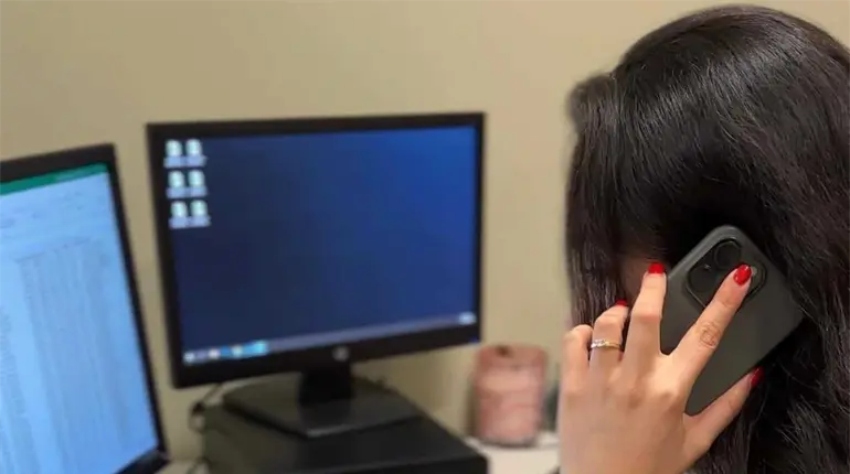 Alerta SSC CDMX sobre fraude telef&oacute;nico donde estafadores se hacen pasar por funcionarios del SAT