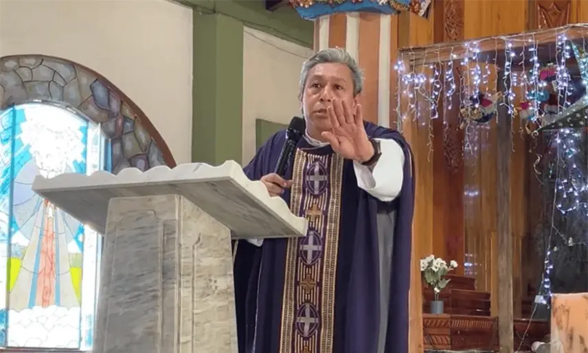 Exhorta Padre Camacho a feligreses nunca rechazar a la Virgen María, y peregrinar con ella esta navidad