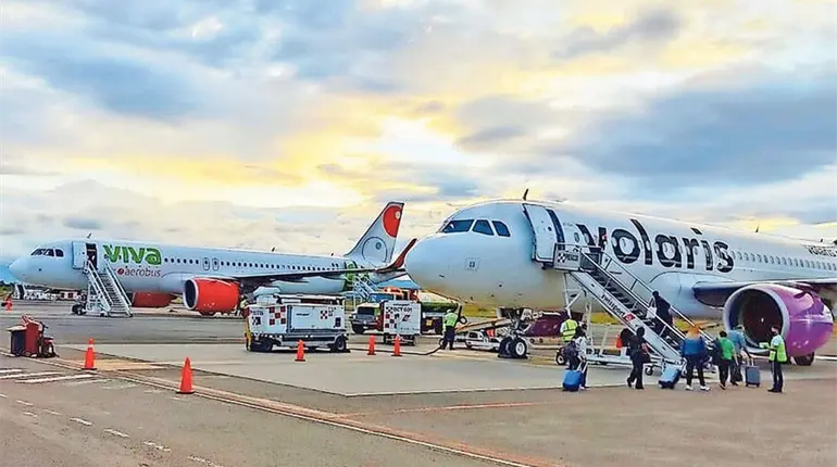 Comisi&oacute;n Nacional Antimonopolio revisar&aacute; alianza entre Volaris y Viva Aerobus, revela Sheinbaum