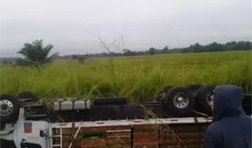 Por casi 5 horas complic&oacute; circulaci&oacute;n accidente en la Macuspana - Esc&aacute;rcega