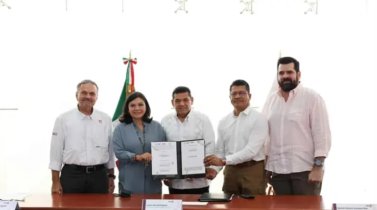 Gobierno de Tabasco firma nuevo convenio con Infonavit para crear bolsa de trabajo