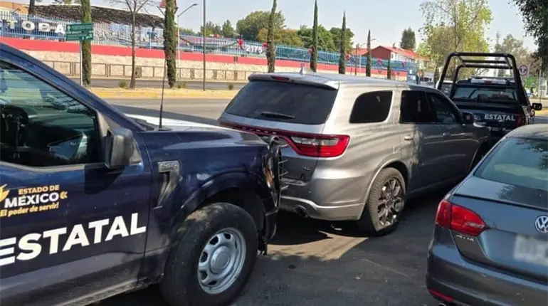 Dan prisi&oacute;n preventiva a hombres detenidos por transportar 37 mdp en Edomex