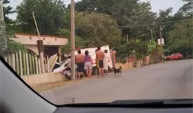 Pierde el control y se impacta contra vivienda en Nacajuca