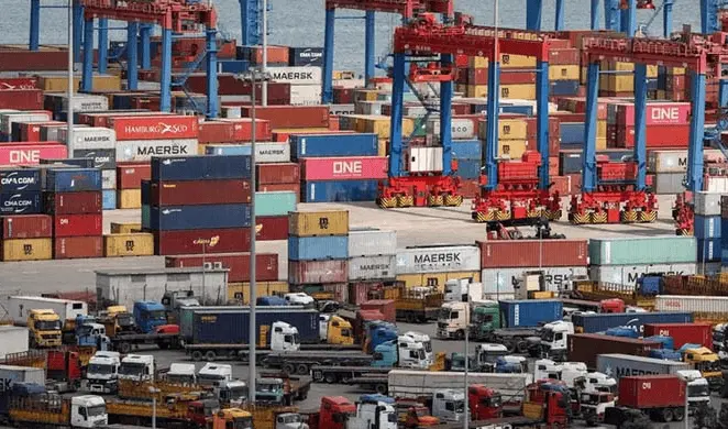 Exportaciones mexicanas crecen 7.9 % en noviembre y alcanzan 56 mil 412 mdd: Inegi