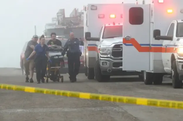 Aumenta a 6 v&iacute;ctimas por accidente de aeronave naval en Galveston