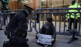 Detienen a Greta Thunberg en Londres tras protestar a favor de manifestantes de Acci&oacute;n Palestina
