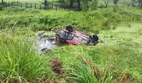 Fallece mujer en accidente en Teapa tras volcar su veh&iacute;culo