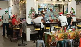 Venta de caldos y consom&eacute;s repuntan en fiestas decembrinas en el &acute;Pino Su&aacute;rez&acute;