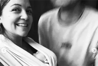 Natalia Lafourcade comparte que ya es mam&aacute;