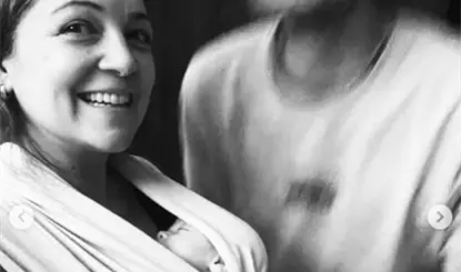 Natalia Lafourcade comparte que ya es mam&aacute;