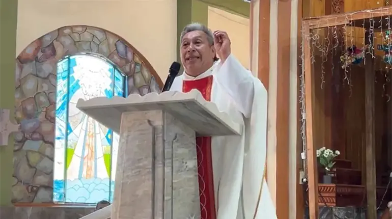 Hoy es un d&iacute;a para empezar de nuevo, buscar la uni&oacute;n en familia y corregir el camino: Padre tiktokero