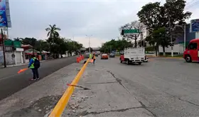 Cierran vuelta a la izquierda frente a la UJAT sobre Av. Universidad