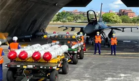 China anuncia sanciones a 20 empresas de Defensa de EE. UU. por venta de armas a Taiw&aacute;n