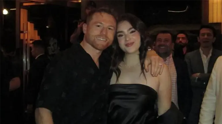 &acute;Canelo&acute; &Aacute;lvarez regala auto de lujo a su hija mayor