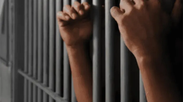 Detienen a dos ex funcionarios de la Secretar&iacute;a de Salud de Tabasco