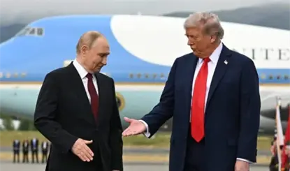 Sostienen Trump y Putin "llamada positiva": Casa Blanca