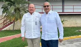 Ra&uacute;l Ojeda se re&uacute;ne con Jos&eacute; Zamudio, l&iacute;der petrolero de la secci&oacute;n 44