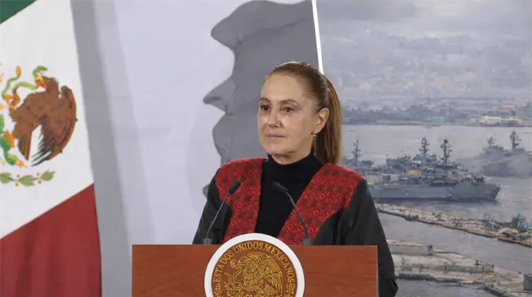 "No estamos de acuerdo con intervenciones", dice Sheinbaum tras ataque de EE. UU. a puerto de Venezuela