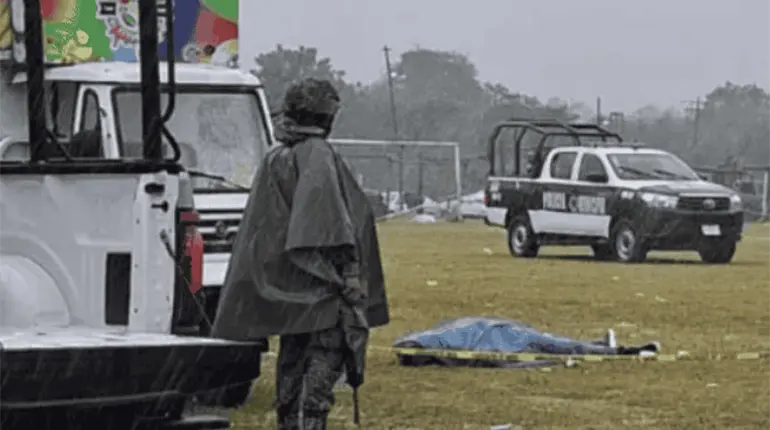 Mueren 2 personas en ataque armado durante partido de futbol en Veracruz