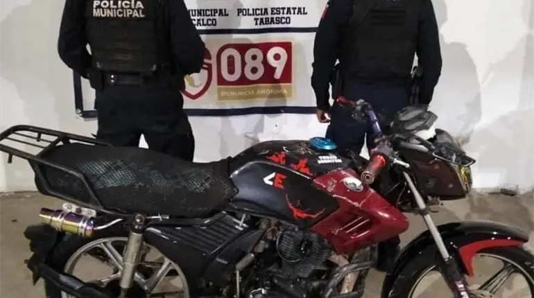 Recuperan moto con reporte de robo en Comalcalco