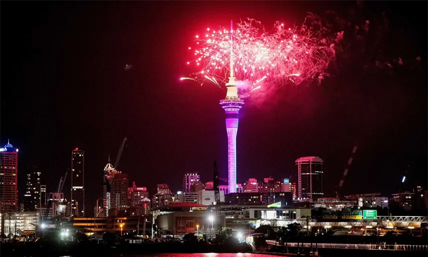 El mundo da la bienvenida al 2026 con espectáculos de fuegos artificiales