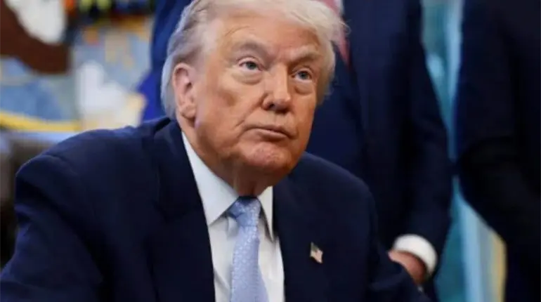 Trump retrasa un a&ntilde;o el aumento de aranceles sobre muebles tapizados, gabinetes de cocina y tocadores