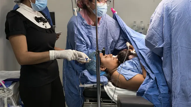 &iexcl;Es ni&ntilde;a! Sof&iacute;a Isabela, el primer nacimiento del 2026 en M&eacute;xico, lleg&oacute; al mundo a las 00:01 horas