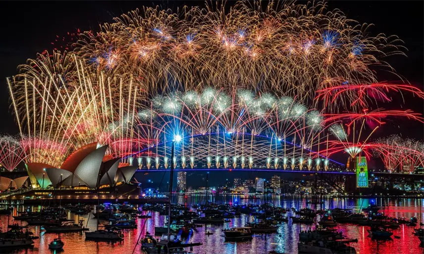 El mundo da la bienvenida al 2026 con espectáculos de fuegos artificiales