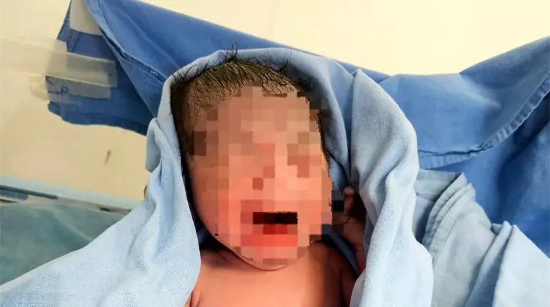 Tabasco recibe al primer beb&eacute; del 2026 en el IMSS