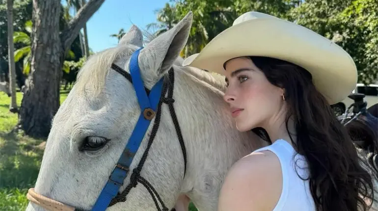 &iexcl;De la pasarela al campo! F&aacute;tima Bosch cautiva con look campirano en Tabasco