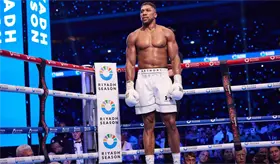 Anthony Joshua reaparece en redes tras accidente en Nigeria