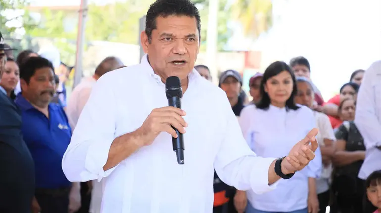 Presume gobernador que encuestadora lo ubica en el Top 10 de mandatarios hombres con mayor calificaci&oacute;n de desempe&ntilde;o