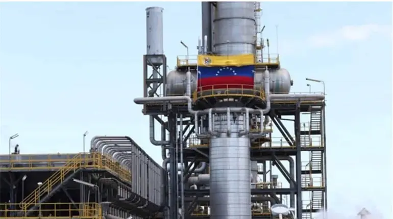 Trump alert&oacute; a ejecutivos petroleros un mes antes de la ca&iacute;da de Maduro: WSJ