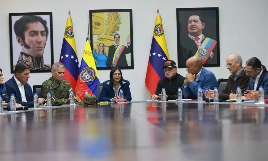 Afirma Delcy Rodríguez que ningún "agente externo" gobierna Venezuela