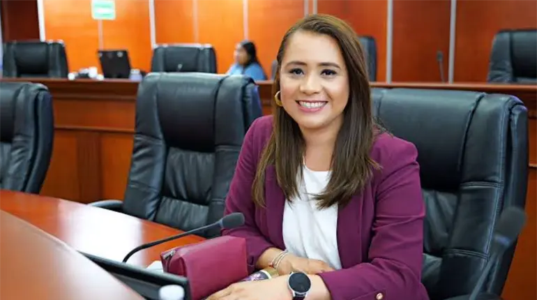 Detienen a diputada de Morena en Baja California, en la garita de Calexico con 800 mil pesos