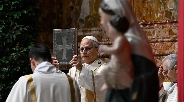 No estamos aqu&iacute; para promover agendas personales o grupales: Papa en clausura del Consistorio Extraordinario