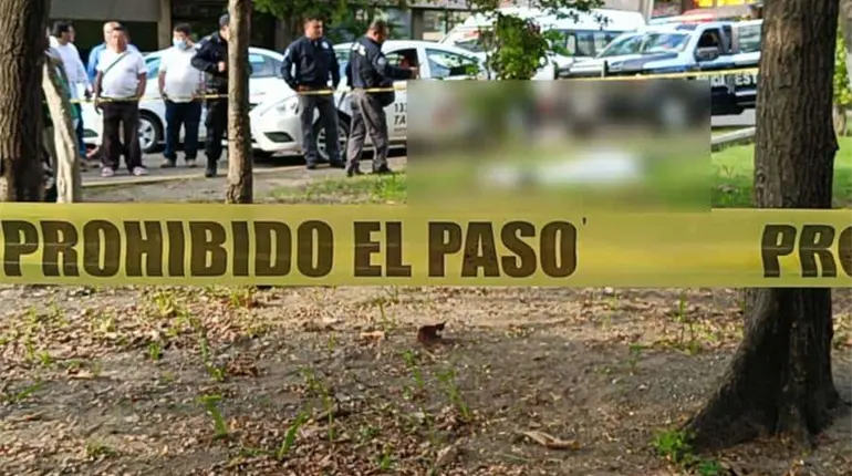Muere taxista de causas naturales en Paseo de La Sierra en Villahermosa